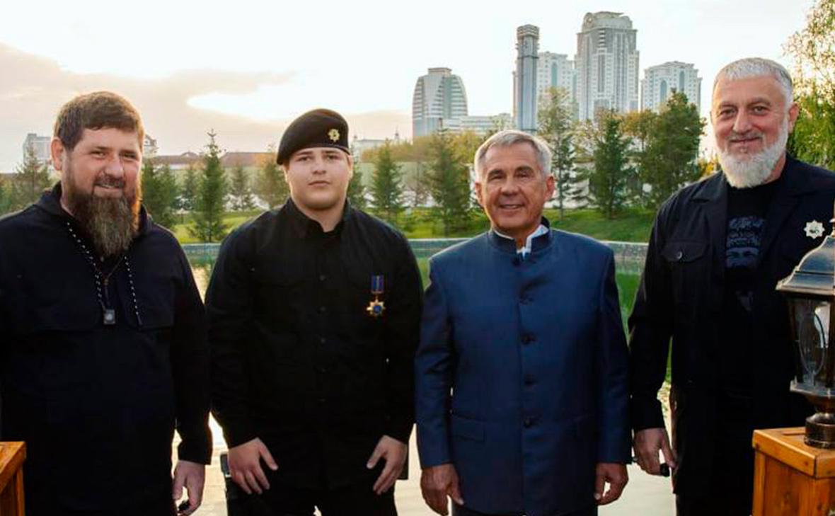 Глава Татарстана наградил 15-летнего сына Кадырова орденом «Дуслык»