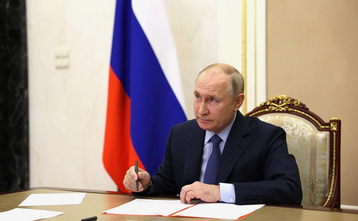 Путин разрешил десяткам компаний выбирать, какую информацию раскрывать