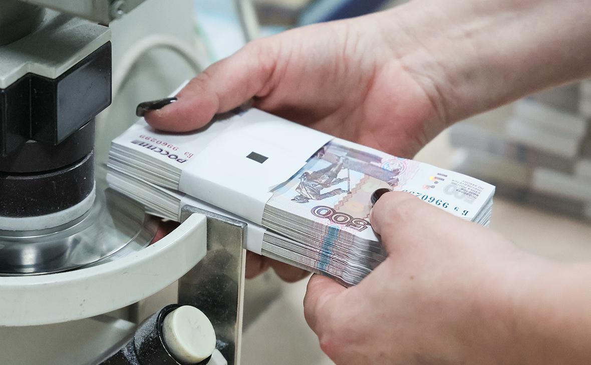 Бизнес столкнулся с «круговоротом рублей» из-за требования продажи валюты